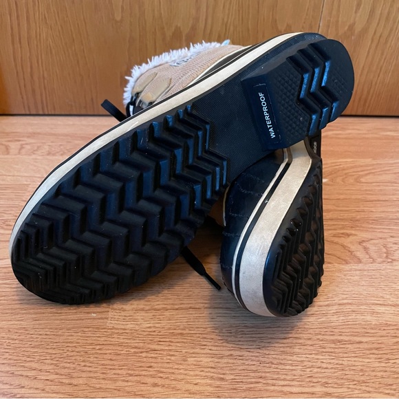 Sorel Tivoli Lace Up Waterproof Mid Calf Women’s Winter Boots Sz 10 Tan & Black - Picture 15 of 15